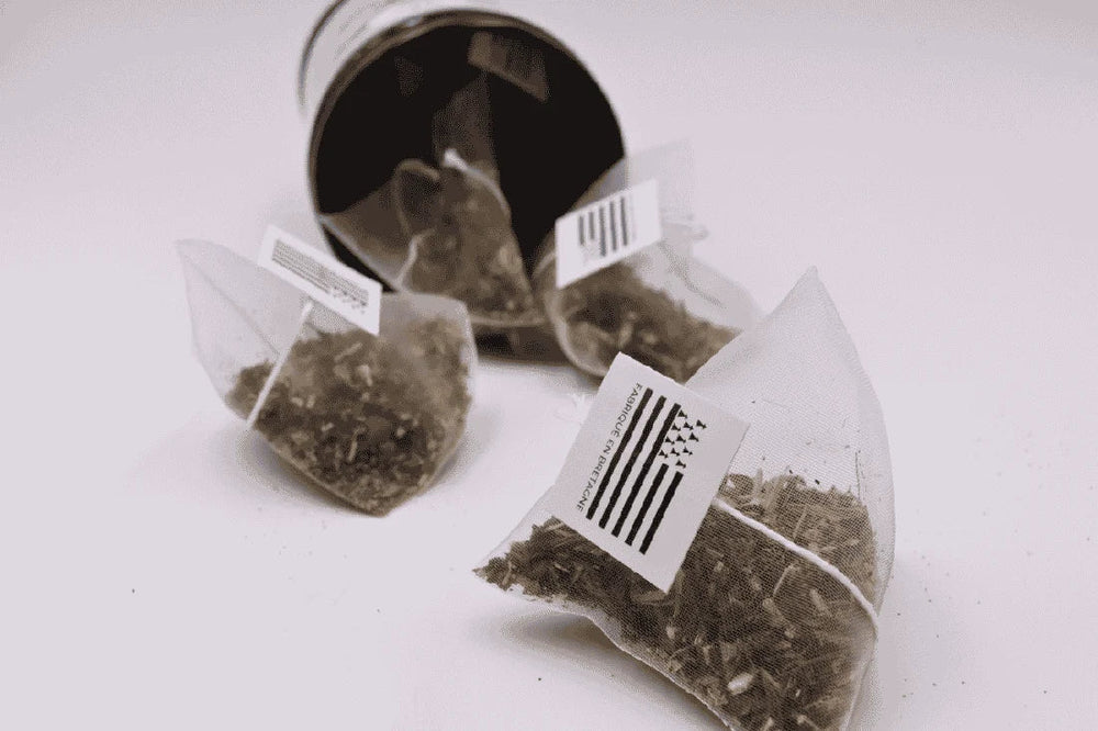 Boîte de tisane et infusettes de la sélection L’Eden des Thés